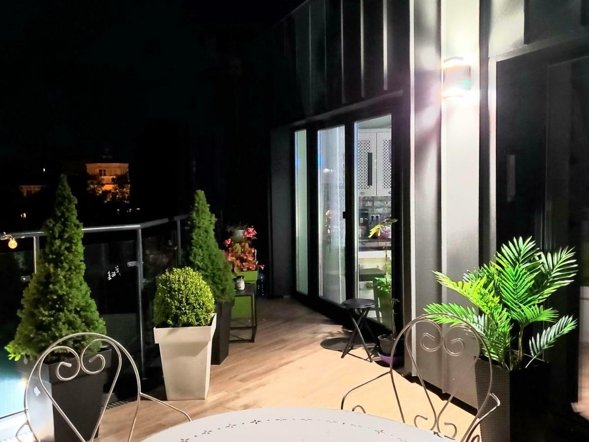 Apart-Terrace On Baker Street Liov Exterior foto
